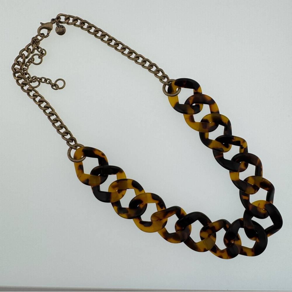 J. Crew Tortoise Shell Acrylic Gold Tone Necklace Lightweight 9 inch adjustable